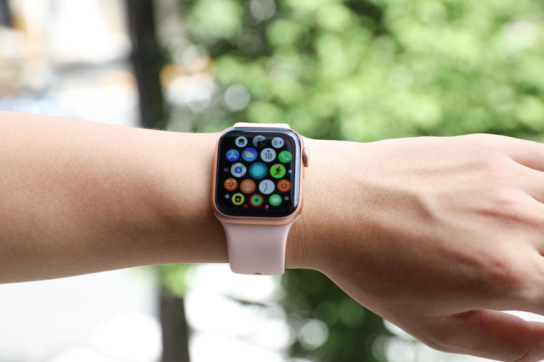 Apple Watch SE ピンクゴールド - 腕時計(デジタル)